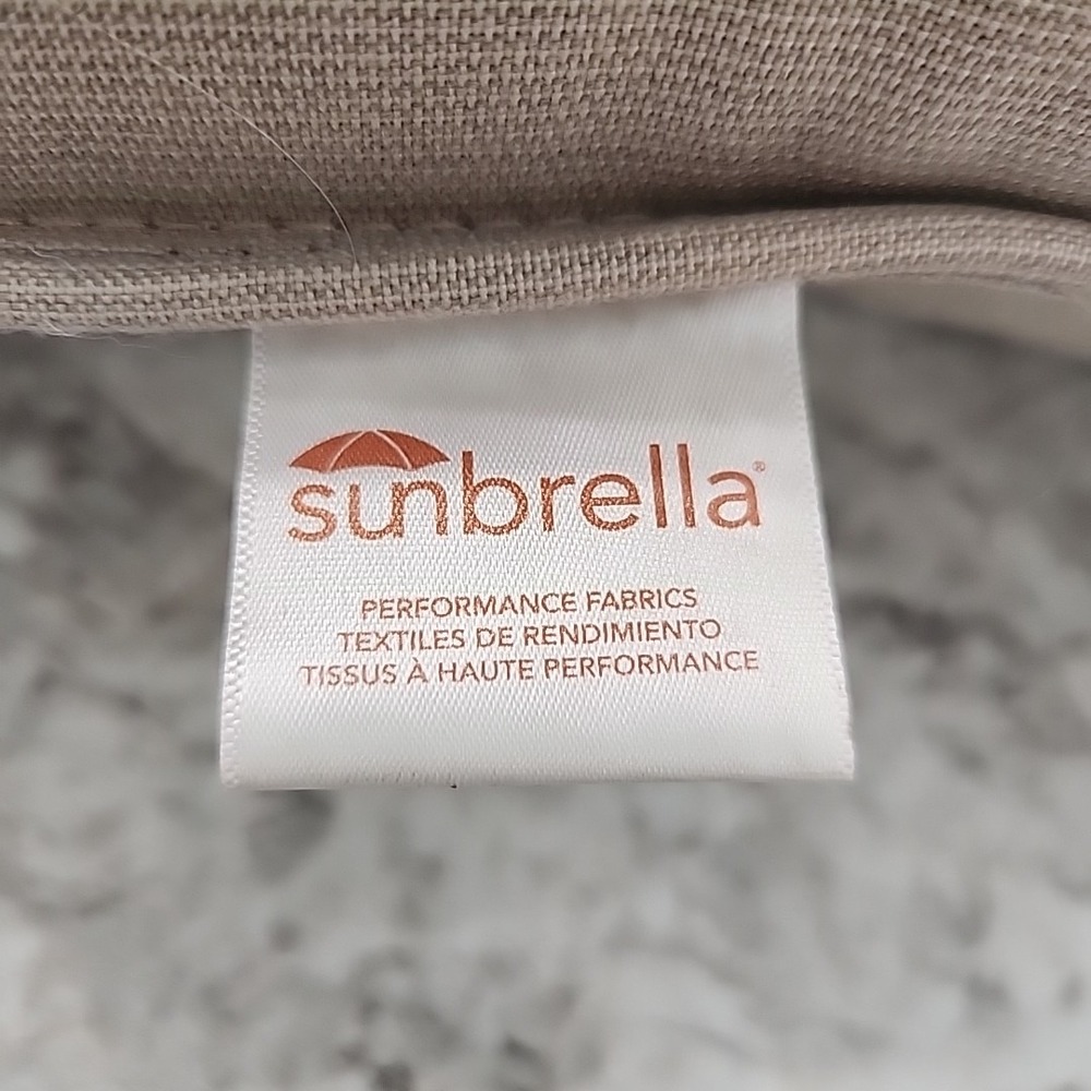 Sunbrella Hello Pillow 18 X 15 X 5 - Picture 4 of 4